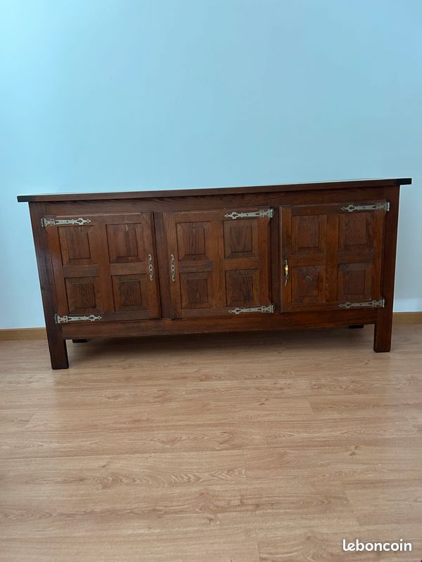 Buffet en pin massif (image 1)