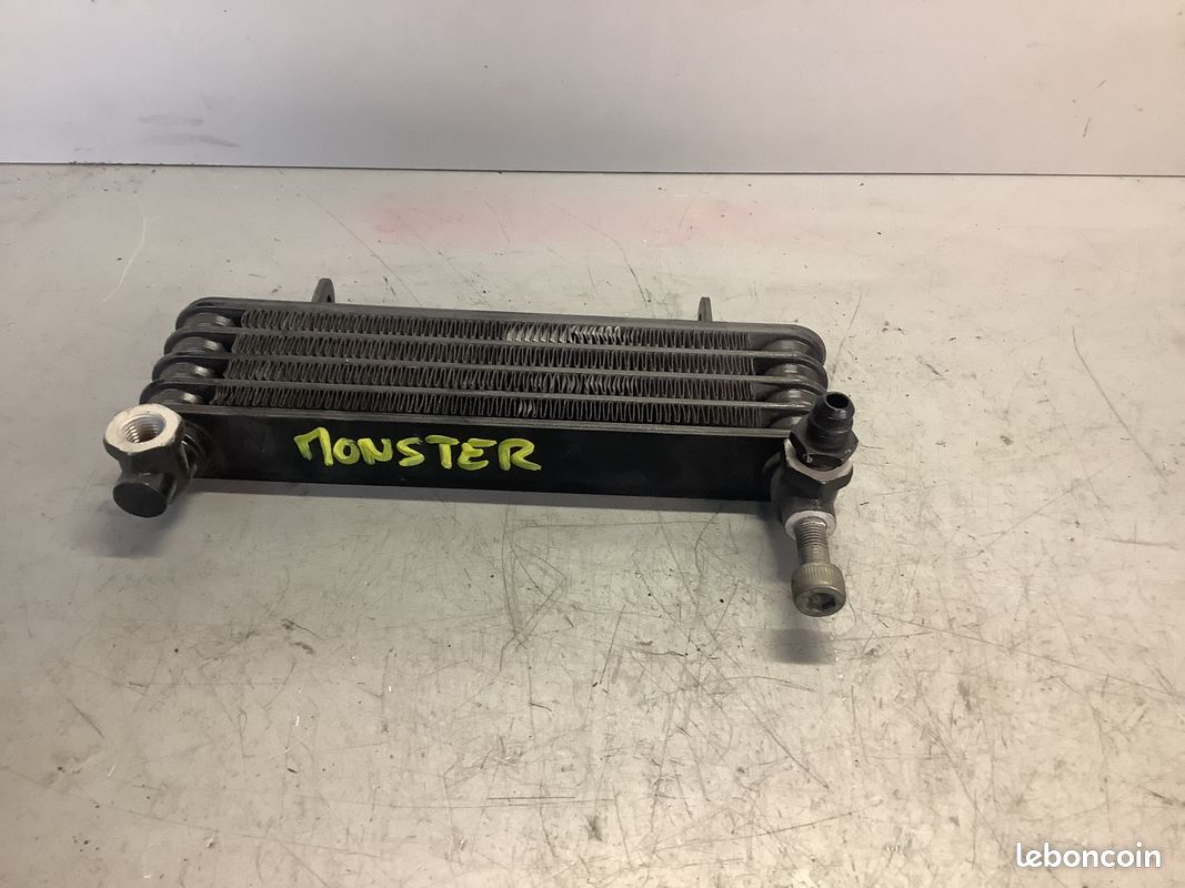 Ducati monster radiateur d’huile (image 1)