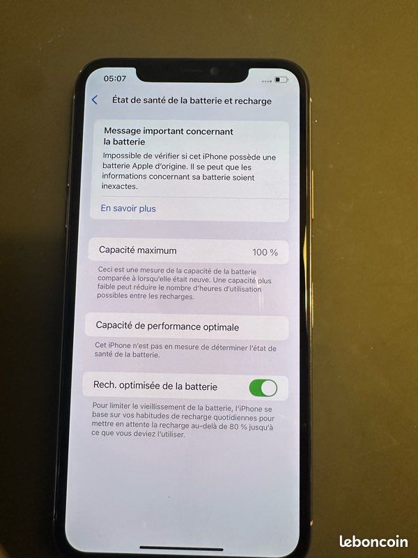 Iphone 11 pro max debloquer tout fonctionnel (image 1)