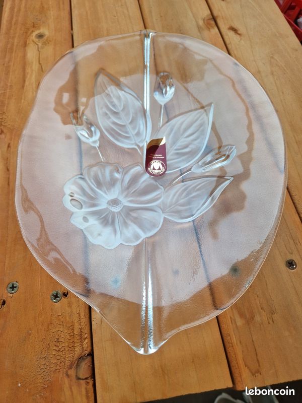 Plat en verre (image 2)