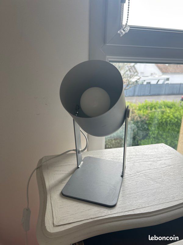 Lampe chevet (image 2)