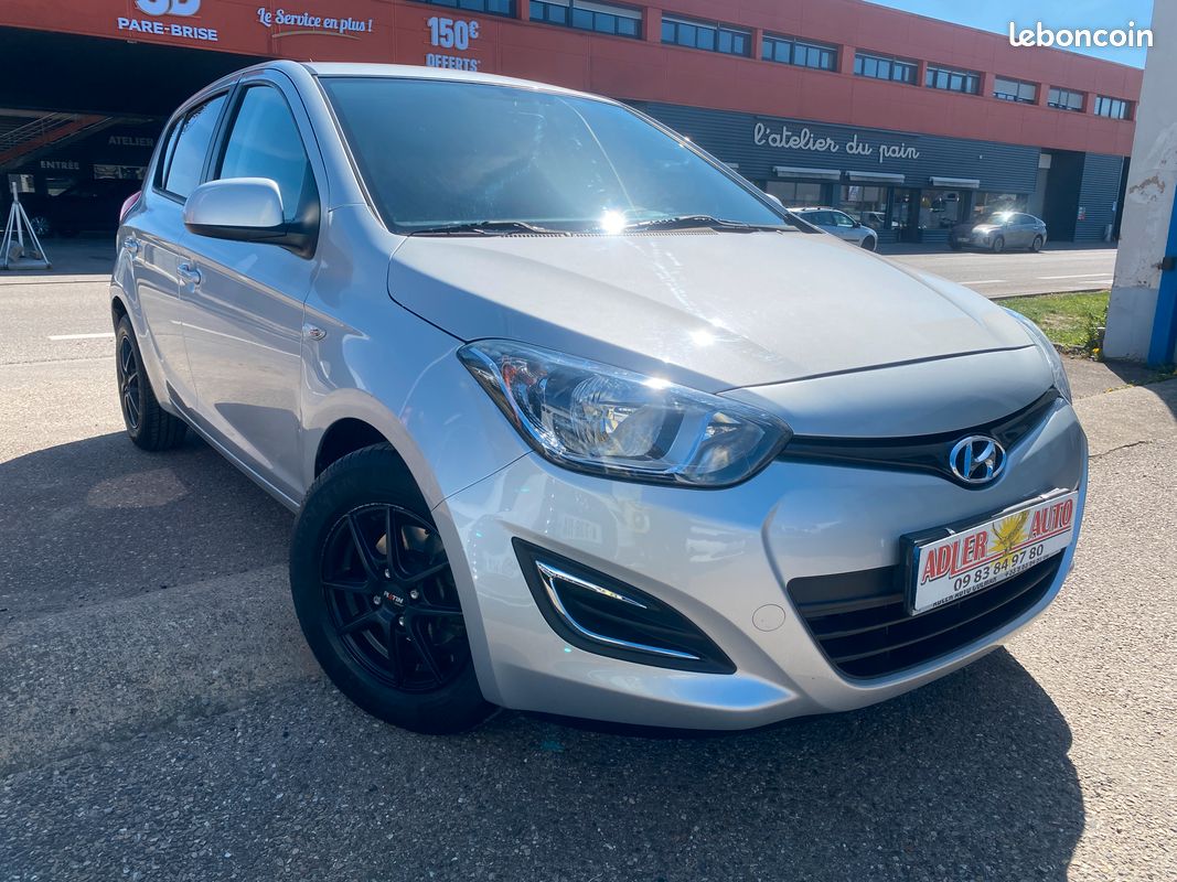 Hyundai i20 II 1.2i 85 CH PACK Sensation (image 1)