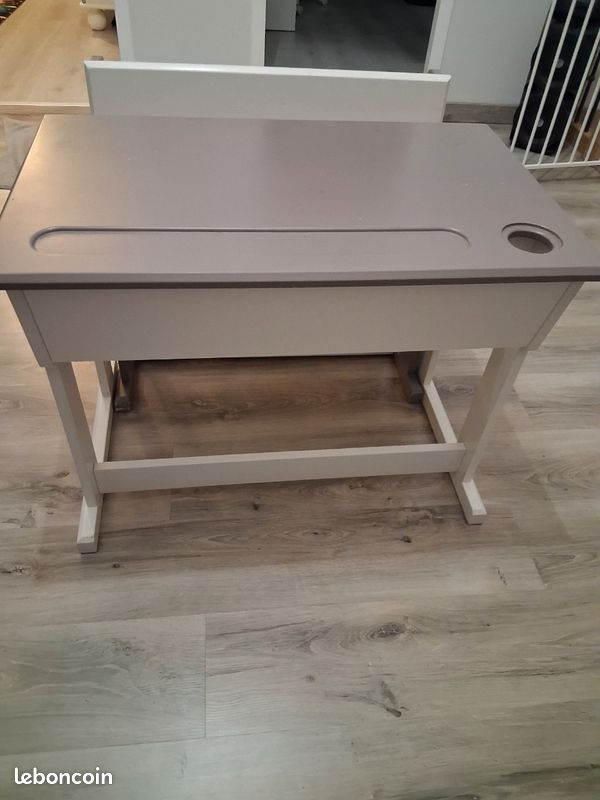 Bureau enfant avec banc (image 2)