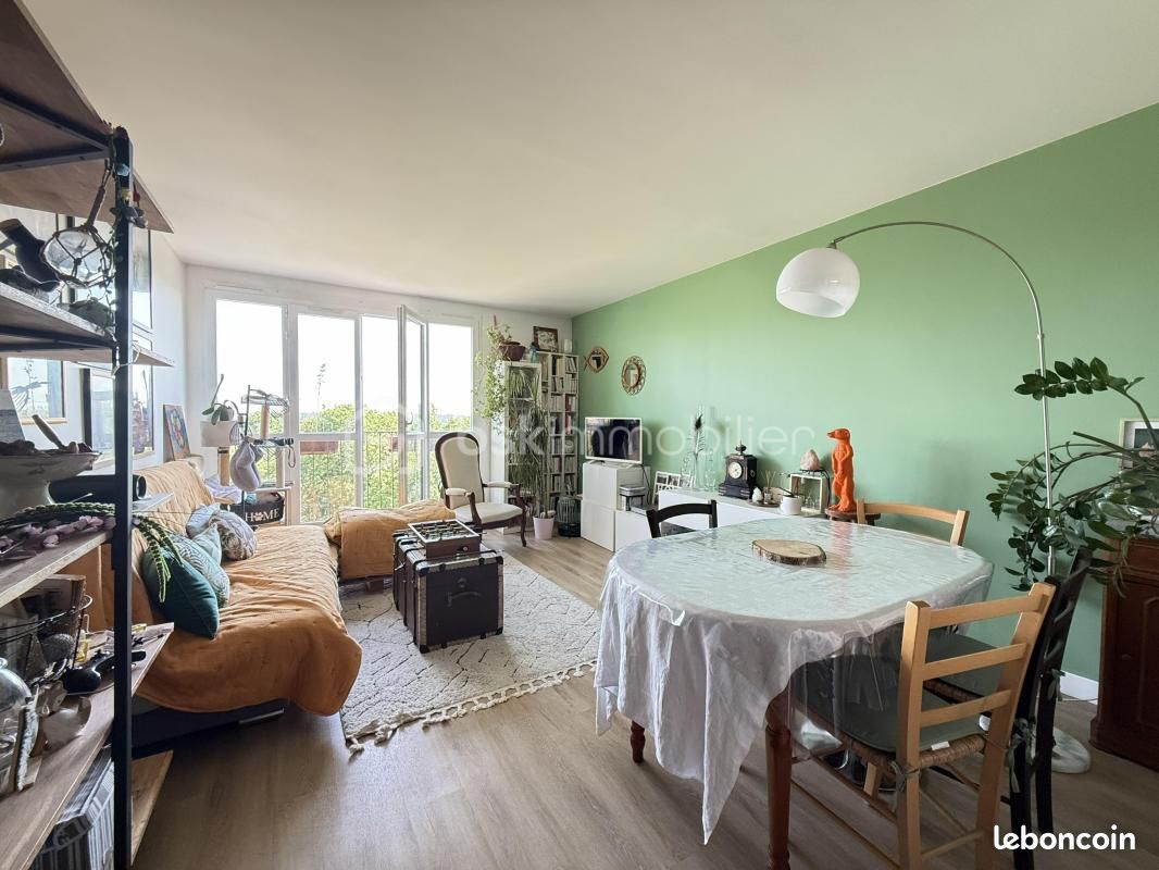 Appartement 3 pièces 71 m² · à Neuilly-Plaisance · 71 m² · 195 000 €