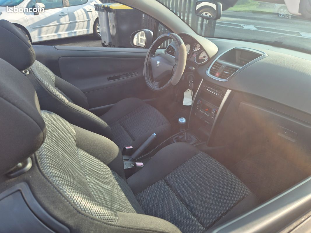 Peugeot 207 cc 1,6 hdi 110 sport pack cabriolet / 74 425 kms (image 5)