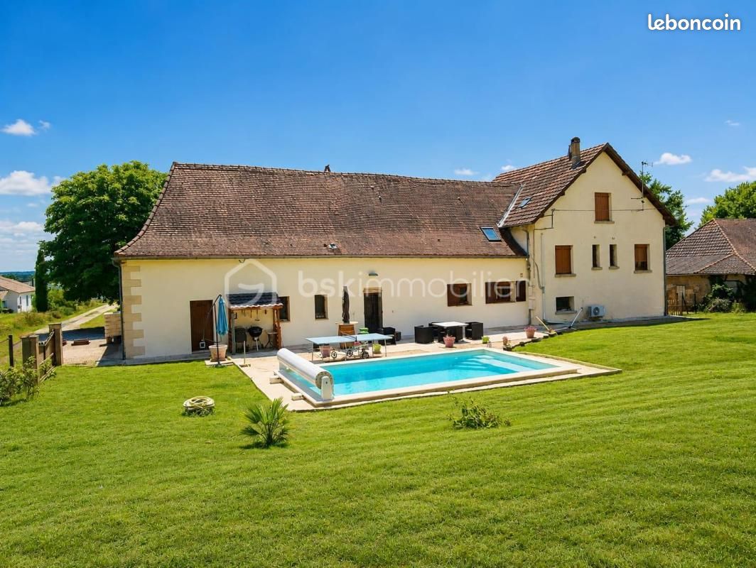 Maison 9 pièces 197 m² · à Bergerac · 197 m² · 347 000 €