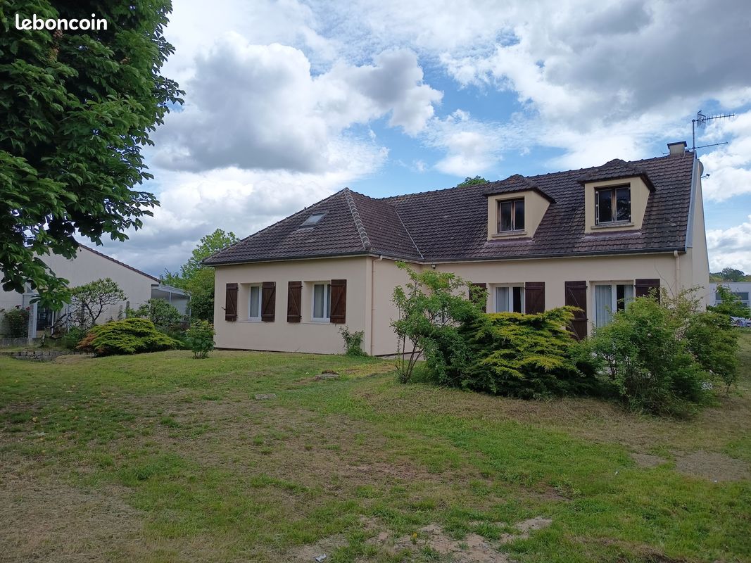 Maison 7 pièces 192 m² · à Vulaines-sur-Seine · 192 m² · 385 000 €