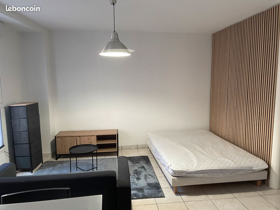 Appartement 1 pièce 28 m² · à Valence · 28 m² · 420 €