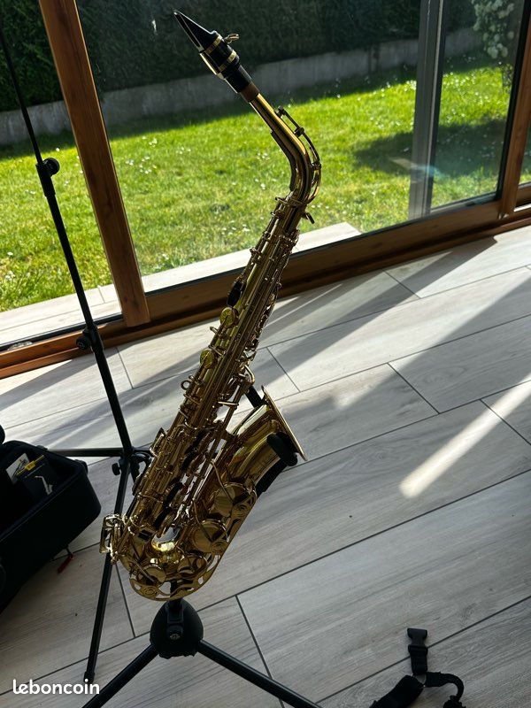 Saxophone (image 2)