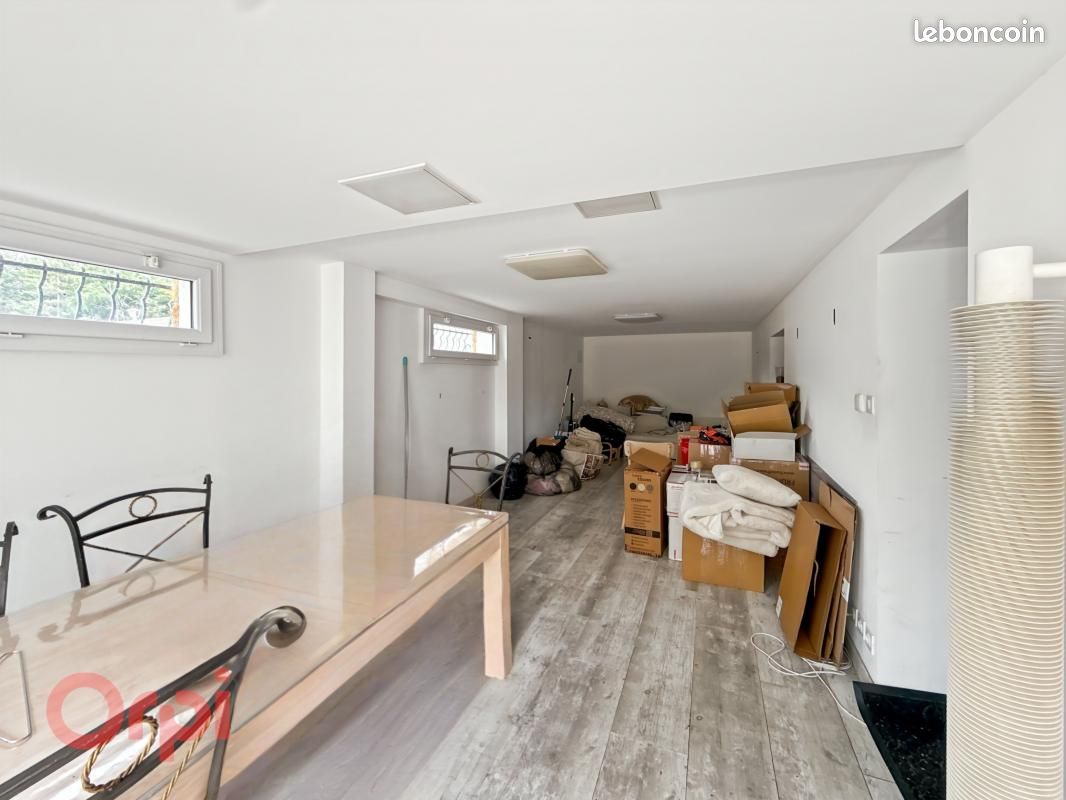 Maison 5 pièces 232 m² (image 18)