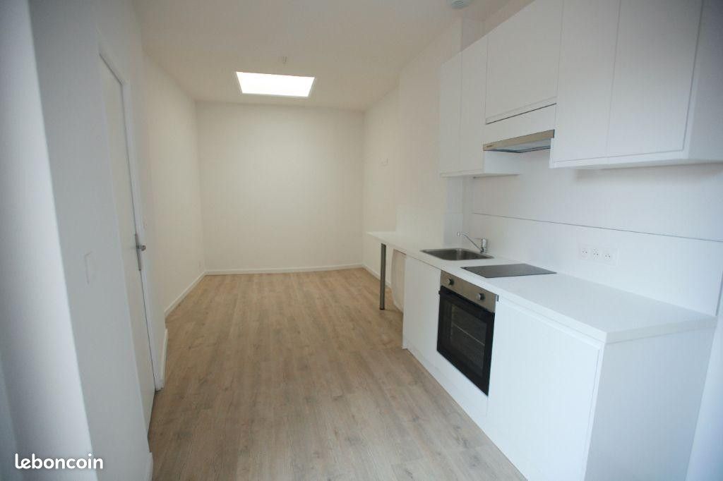 Appartement 2 pièces 28 m² · à Lille · 28 m² · 800 €/mois