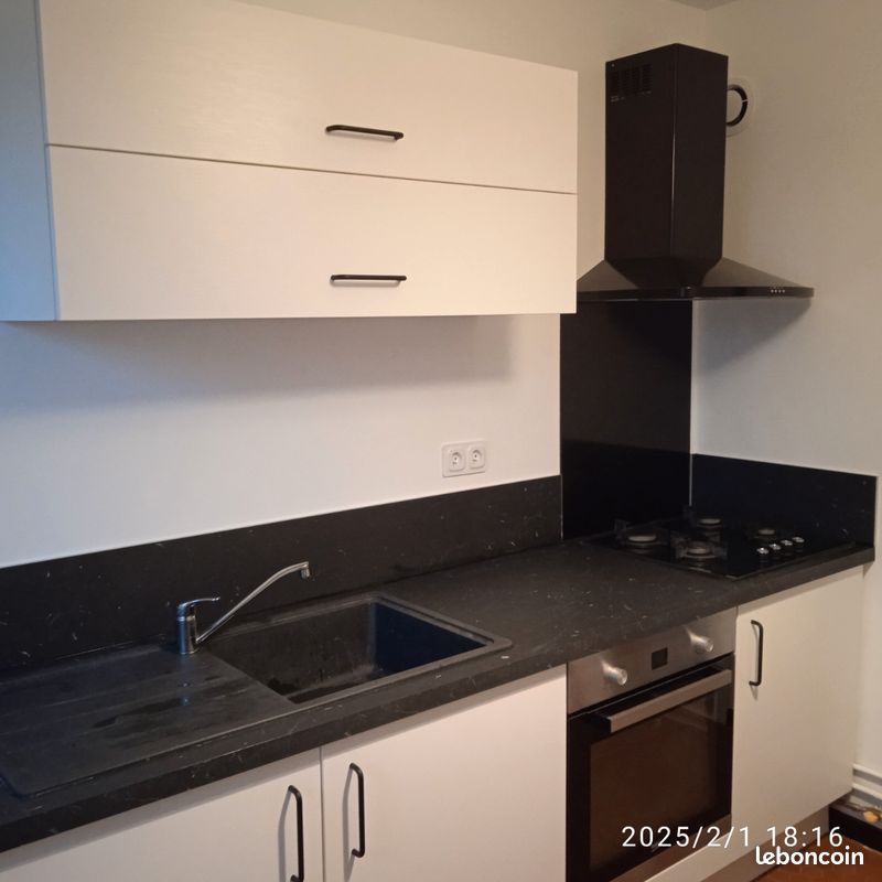 Appartement 5 pièces 74 m² · à Rezé · 74 m² · 1 070 €/mois