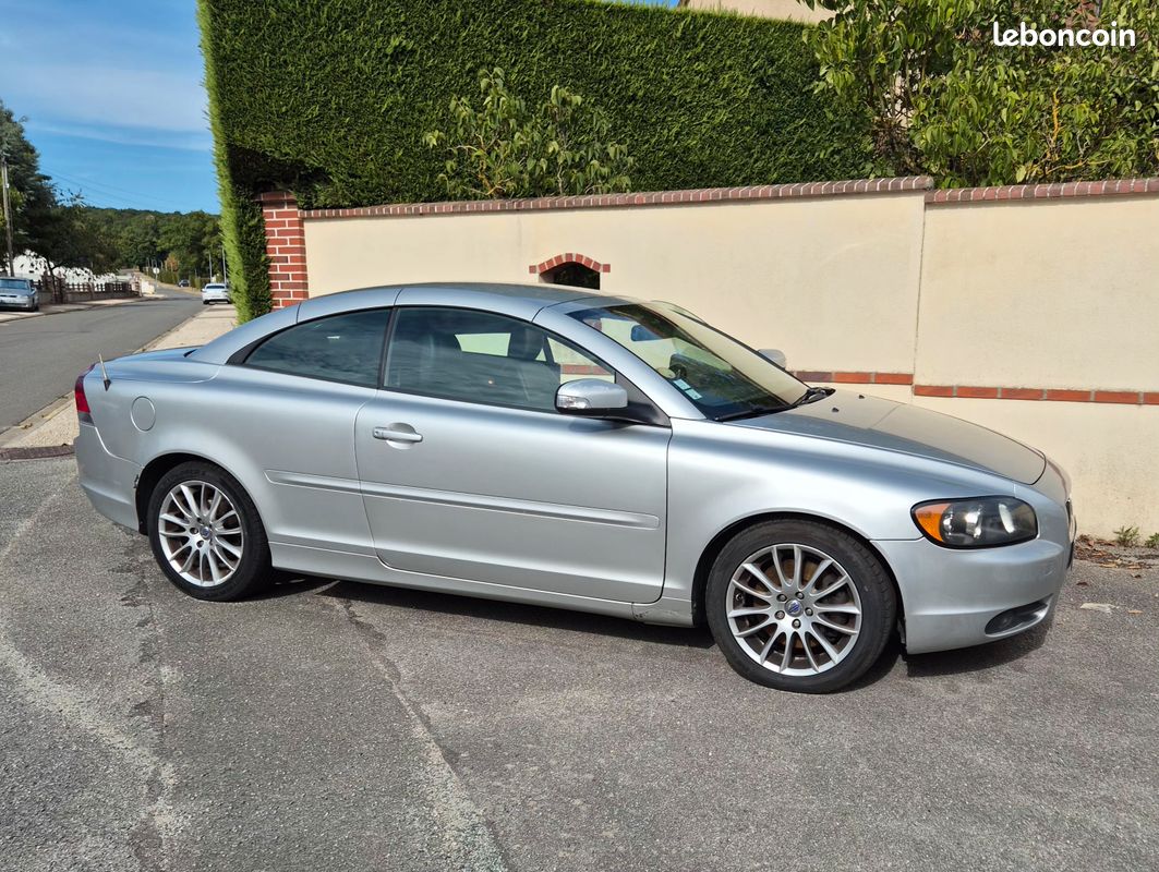 Volvo c70 (image 2)