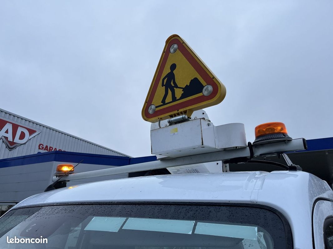 Renault MASTER III CCB RJ3500 L3 2.3 BLUE DCI 145CH CONFORT EUROVI (image 5)