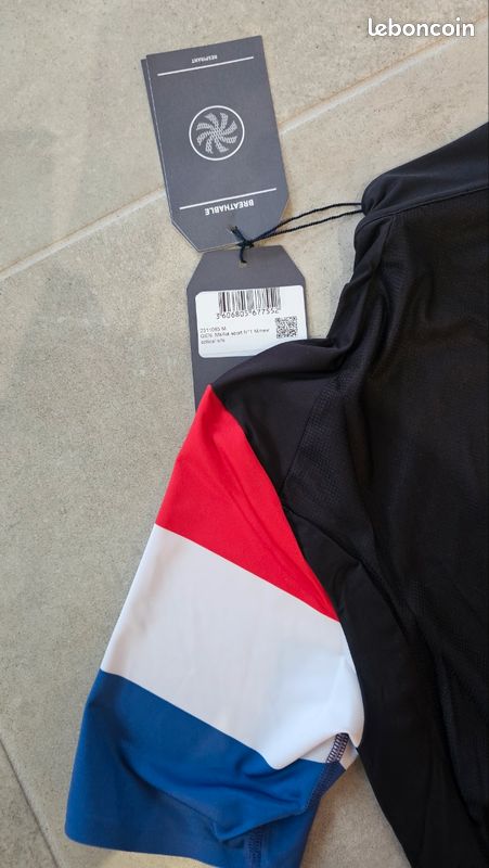 Cycling Size L le coq sportif Cycling Tops, T-Casuals for sale
