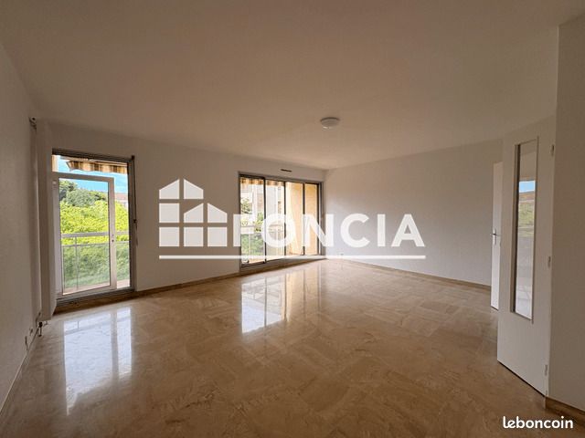 Appartement 3 pièces 79 m² · à Nîmes · 79 m² · 790 €/mois