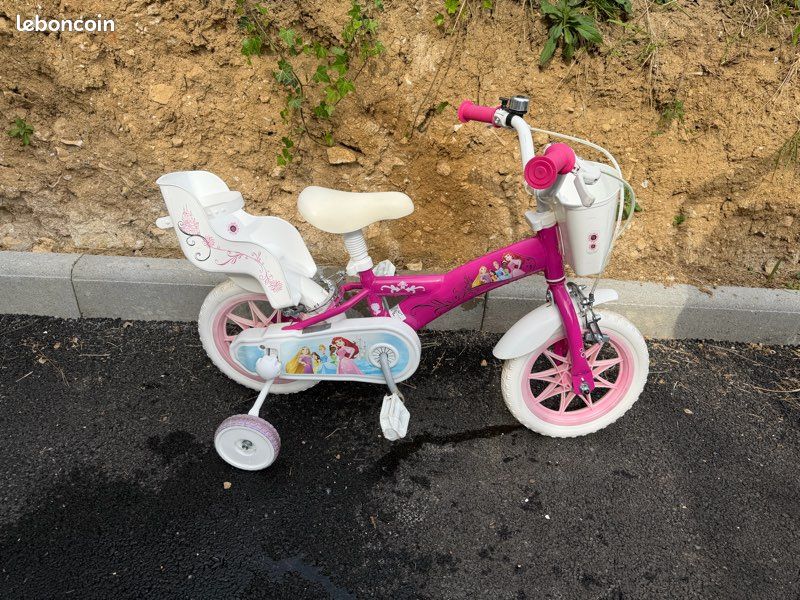 RULLY Daisy Vélo Enfant Fille 12/14/16 Pouces – Vélo Princesse Rose Multicolore Avec Siège Poupée, Roulettes Amovibles, Panier Et Rubans – Dès 2 Ans