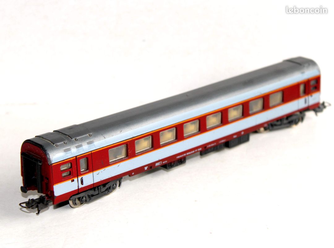 Wagon Voyageur 1ère Classe Lima HO 30 9111 - FS Italia Az 15024 - Vintage Italie