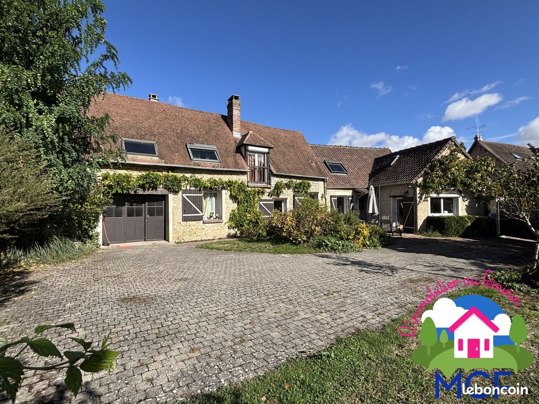 Maison 7 pièces 160 m² · à Bueil · 160 m² · 369 900 €