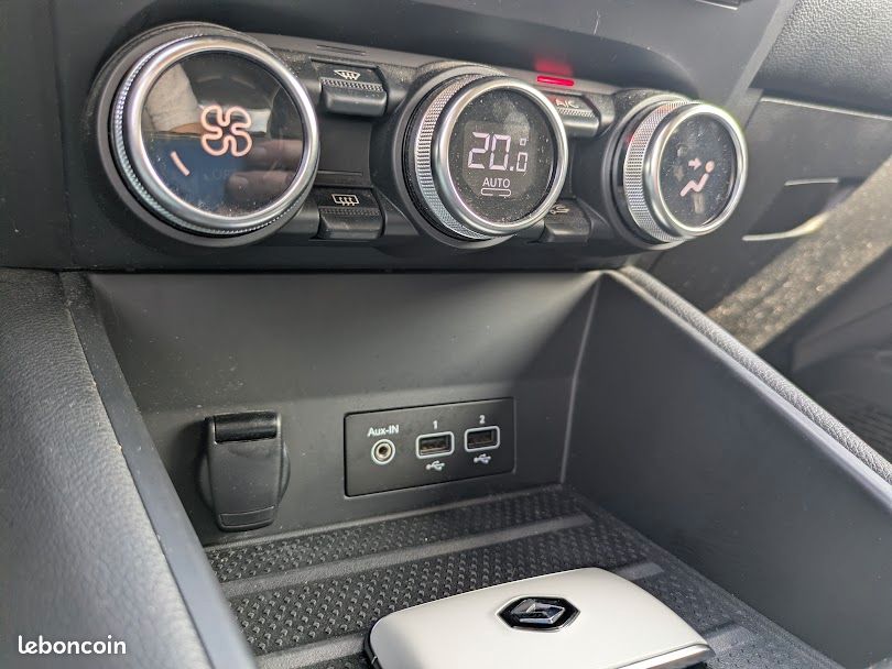 Captur e-tech 160ch plug-in intens / 1ere Main / ancien leasing (image 10)