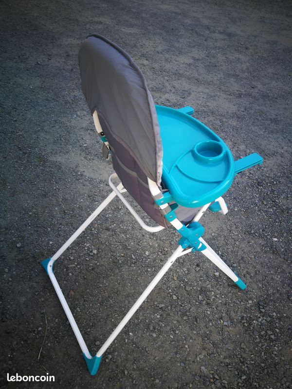Chaise Haute Pliable pour Bébé (Servi 4 mois / neuve) (image 9)