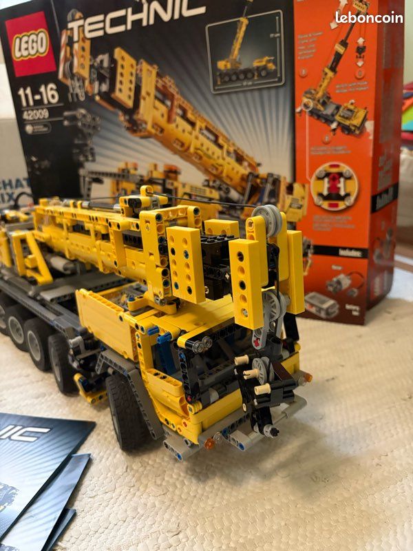LEGO Technic 42009 (image 2)