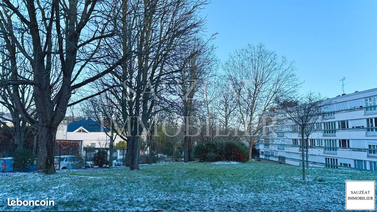 Appartement 2 pièces 42 m² · à Châtenay-Malabry · 42 m² · 1 100 €
