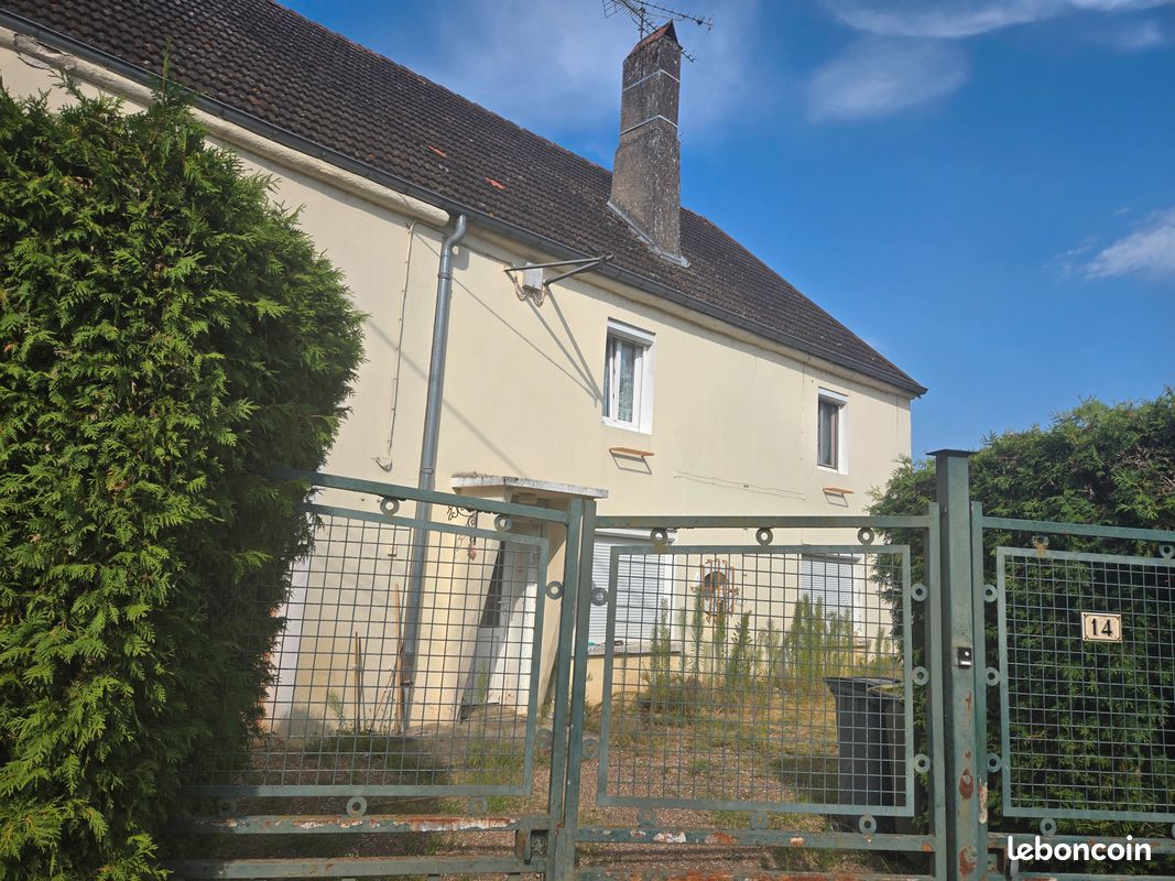 Maison 6 pièces 110 m² · à Seveux-Motey · 110 m² · 80 000 €