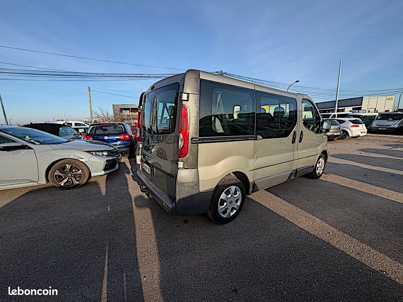 Renault TRAFIC II PASSENGER L1H1 1000 2.0 DCI 90CH AUTHENTIQUE (image 5)