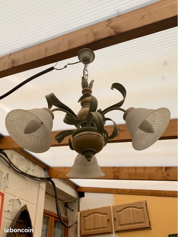 Lustre en fer (image 1)
