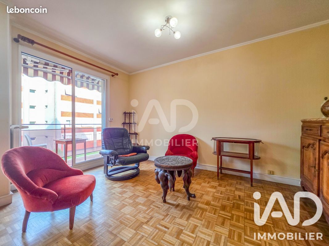 Appartement 3 pièces 61 m² · à Créteil · 61 m² · 220 000 €