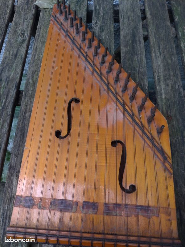 ANCIENNE CITHARE instrument a cordes EUR 25,00 - FR