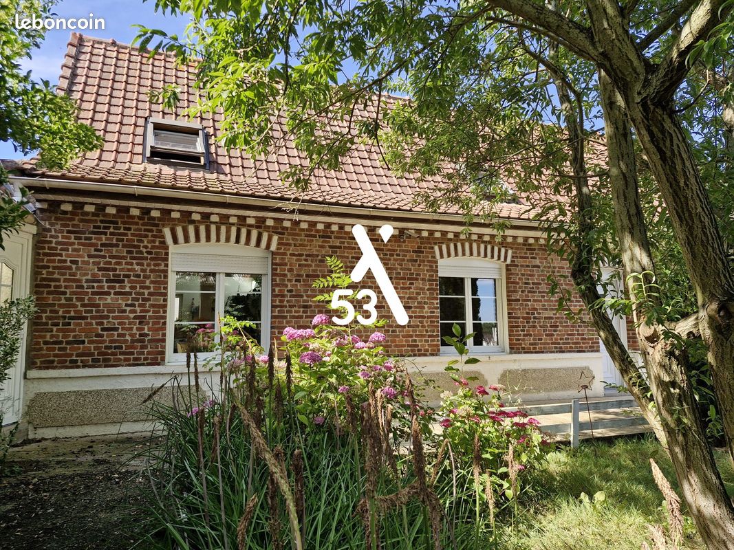 Maison 6 pièces 217 m² · à Bellinghem · 217 m² · 309 500 €