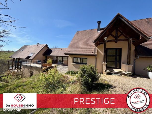 Propriété 8 pièces 176 m²