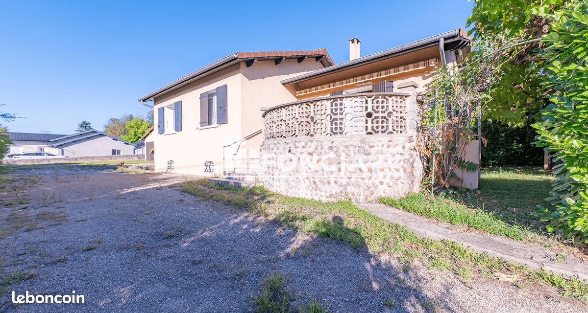 Maison 4 pièces 110 m² · à Clonas-sur-Varèze · 110 m² · 323 000 €
