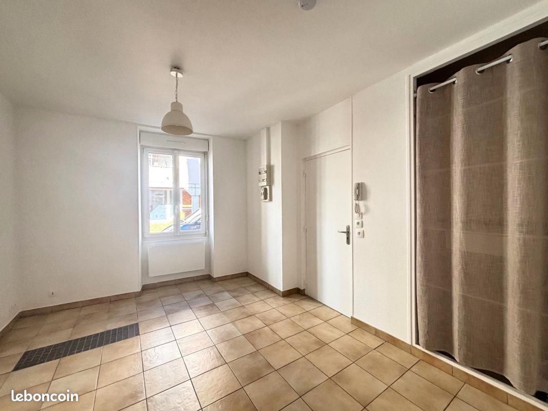 Appartement 2 pièces 28 m² · à Alençon · 28 m² · 490 €