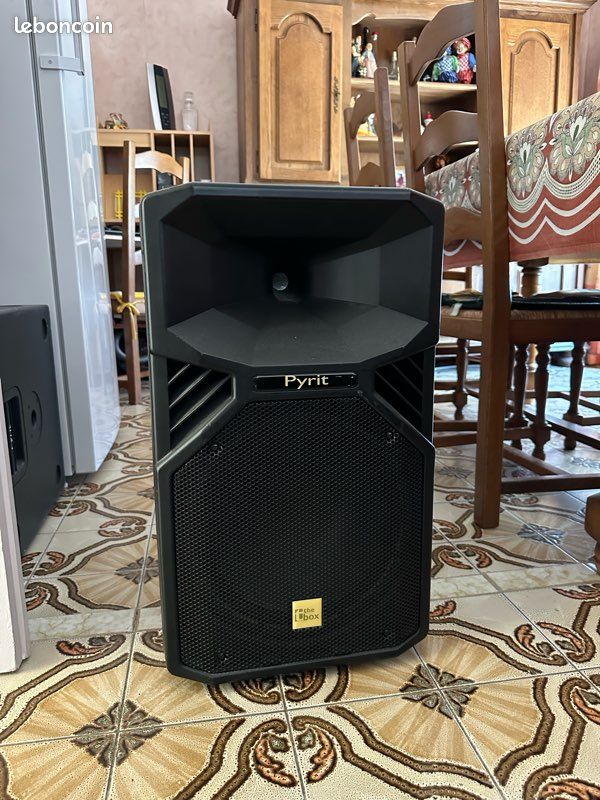 Ensemble sono The Box Pyrit – 2 enceintes Pyrit 12 A + caisson Pyrit 212 Sub A (image 1)