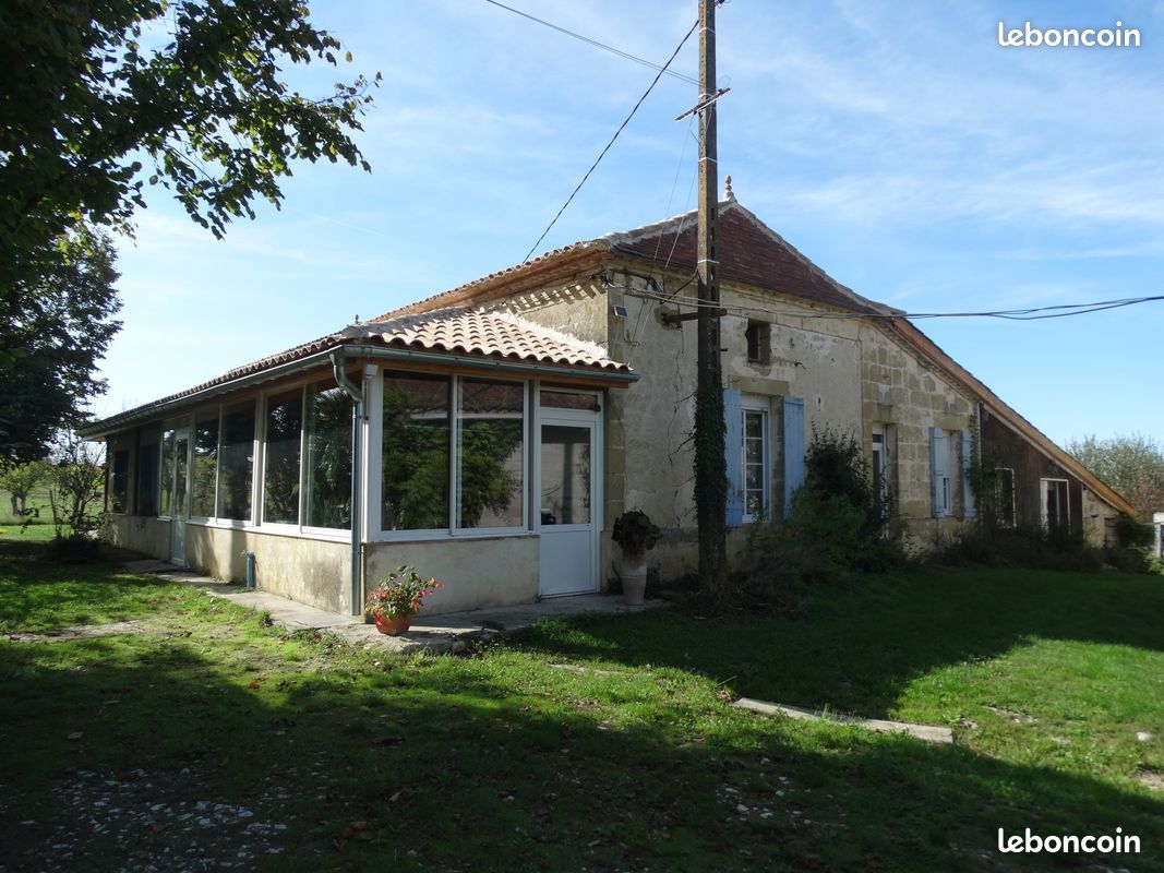 Maison 6 pièces 215 m² · à Saint-Colomb-de-Lauzun · 215 m² · 405 000 €