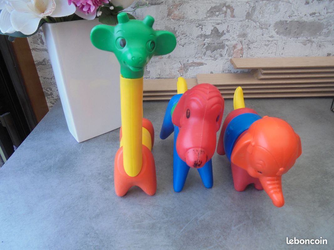 C2/ TUPPERWARE JOUET VINTAGE ANNIMAUX ELEPHANT...2 DISPO