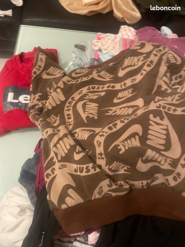 Je vends les deux sacs, 15  les vêtements de bébé fille de l’âge, trois mois jusqu’à 18 mois (image 8)