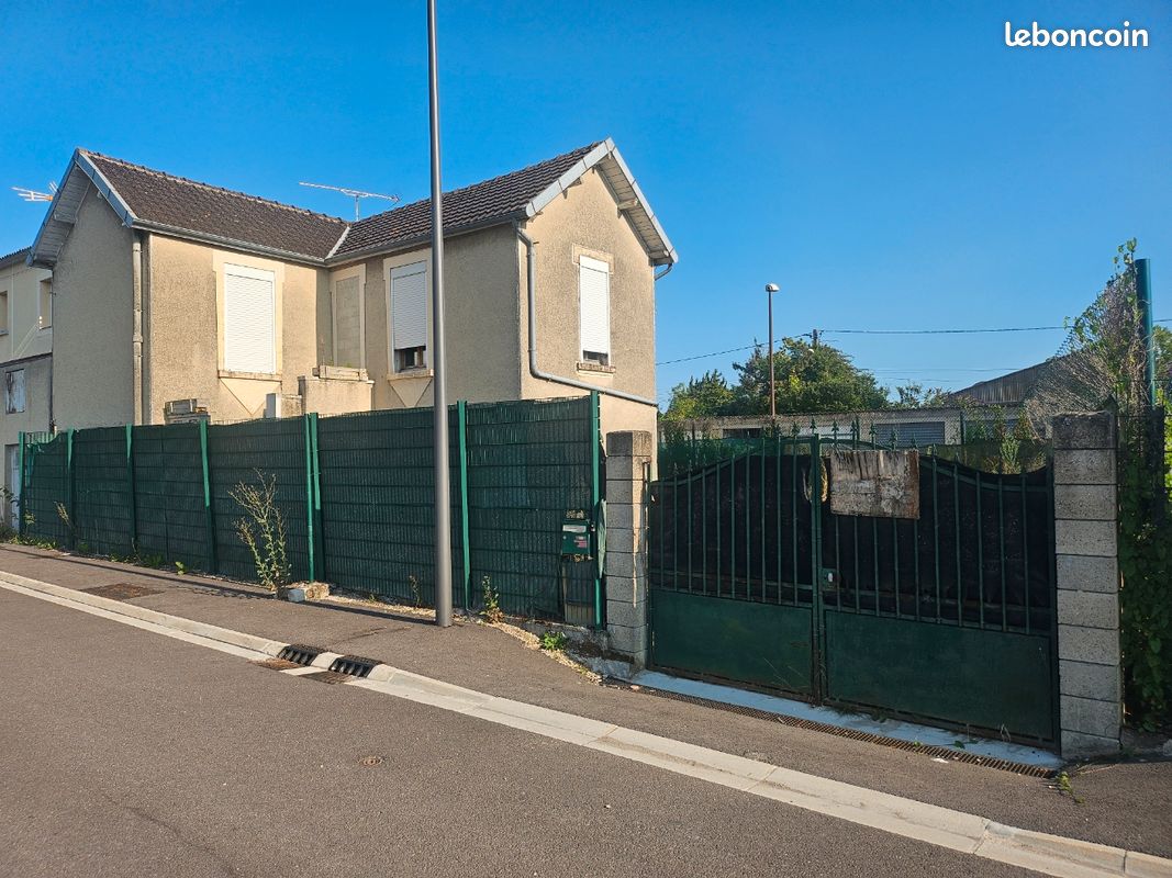 Maison 5 pièces 85 m² · à Romilly-sur-Seine · 85 m² · 74 000 €