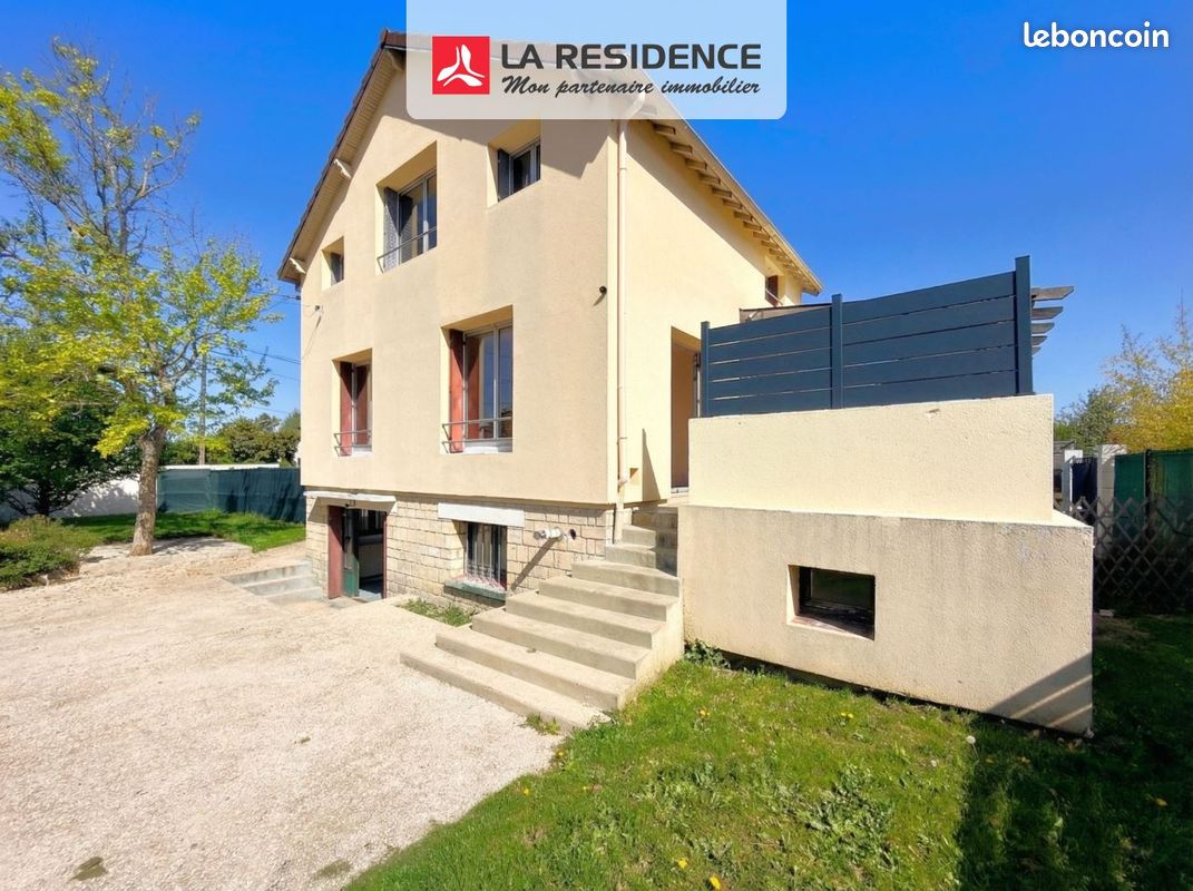 Maison 6 pièces 117 m² · à Pierrelaye · 117 m² · 399 990 €