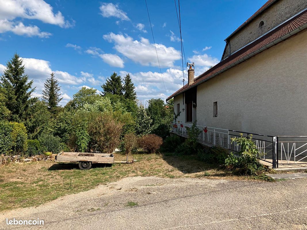 Maison 6 pièces 193 m² · à Fertans · 193 m² · 212 000 €