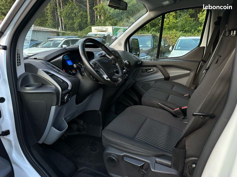 Ford Transit Custom 2.0 TDCi 105 cv 9 Places (image 6)