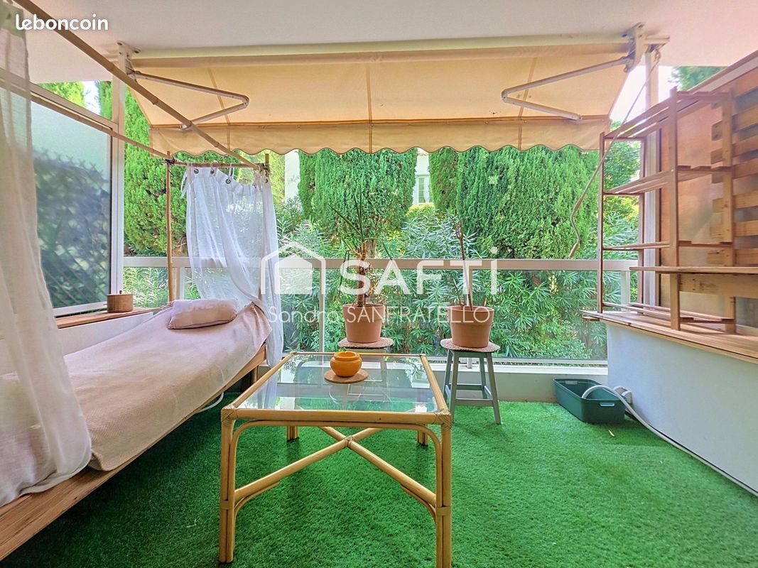 Appartement 1 pièce 22 m² · à Mandelieu-la-Napoule · 22 m² · 800 €/mois