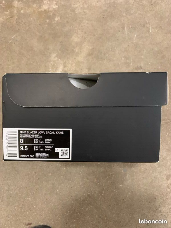 Basket Nike blazer low sacai kaws (image 3)