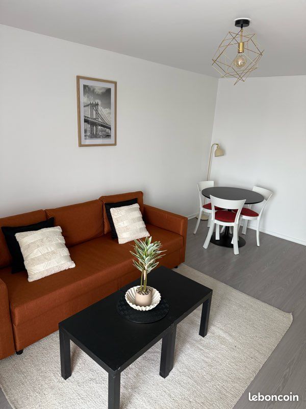 Appartement 2 pièces 54 m² · à Aubervilliers · 54 m² · 1 160 €