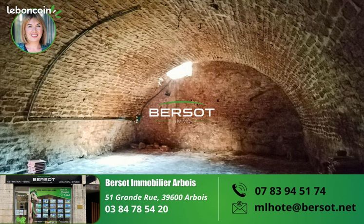 https://img.leboncoin.fr/api/v1/lbcpb1/images/65/44/e8/6544e863baa4aa4102b4f47d86713f758030329c.jpg?rule=ad-image