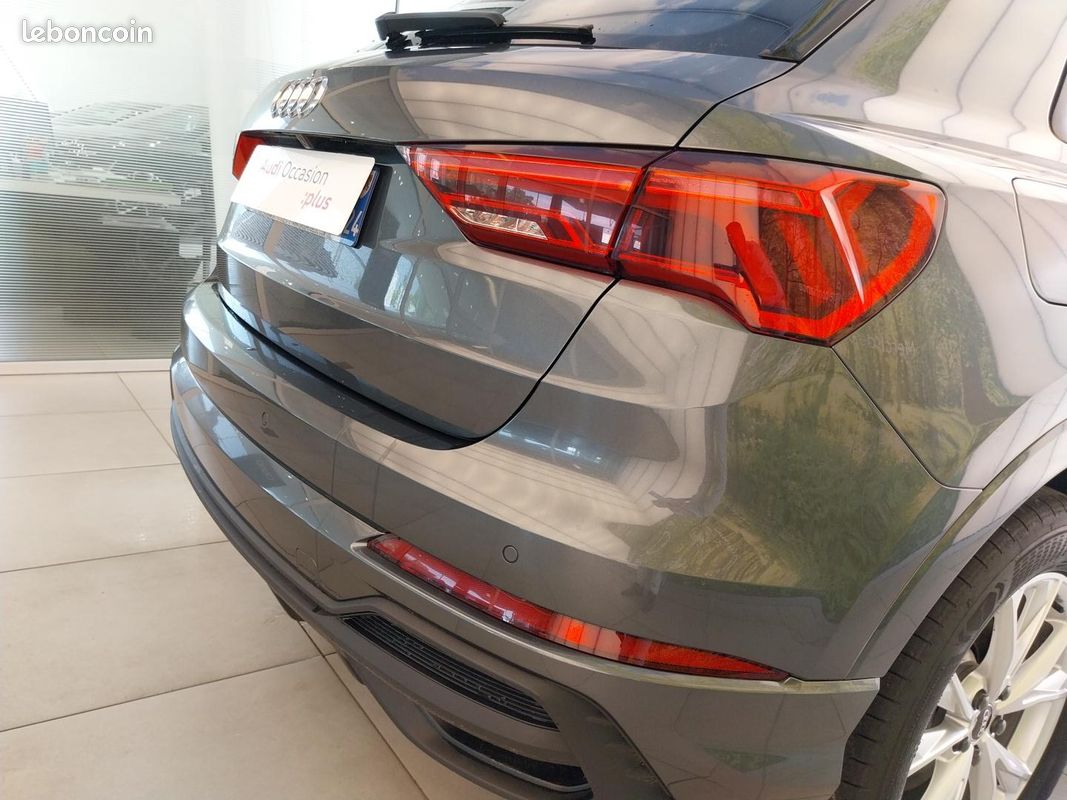 AUDI Q3 45 TFSIe 245 ch S tronic 6 S line (image 26)