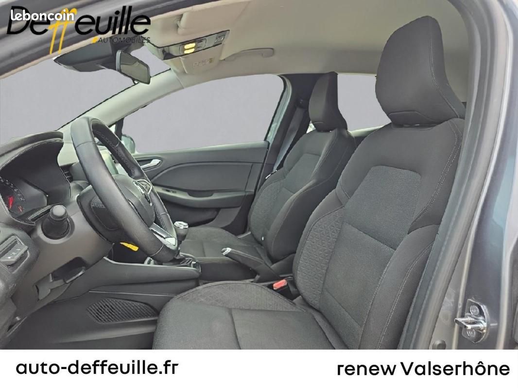 Renault Clio V TCe 90 Equilibre (image 11)